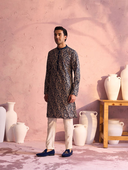 SHRESTHA By VASTRAMAY Men's Bottle Green Georgette Embroidered Kurta Pyjama Set